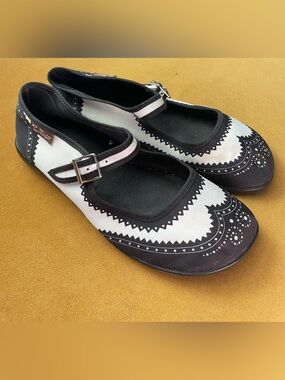 Hot Chocolate Mary Janes Black & White Wingtips 8
